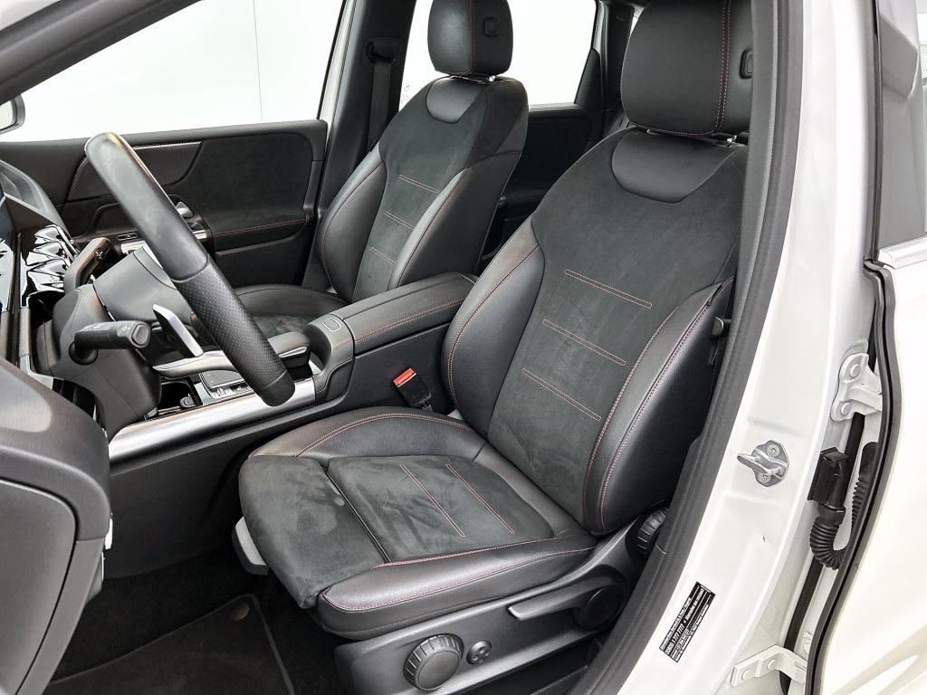 Mercedes-Benz B-Klasse 180 business solution amg | stoelverwarming | amg li