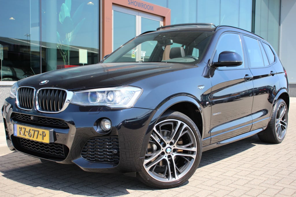 BMW X3 sdrive20i centennial high executive | m pakket | pano | leder | head