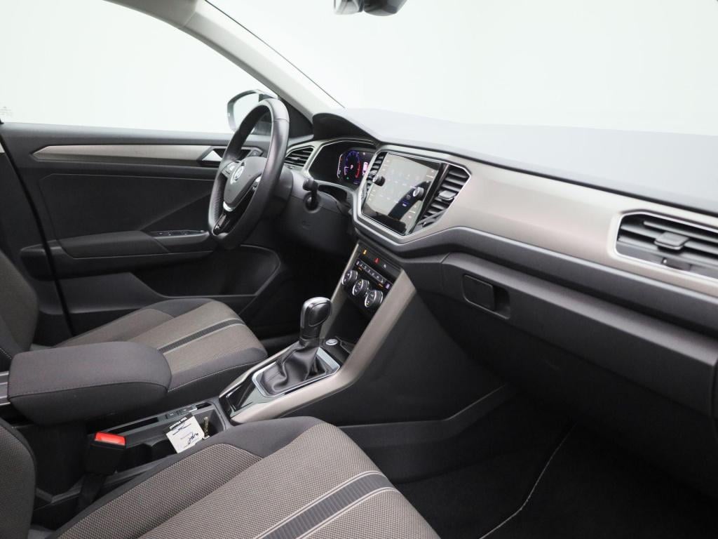 Volkswagen T-roc 1.5 tsi style | automaat | apple carplay / android auto | 
