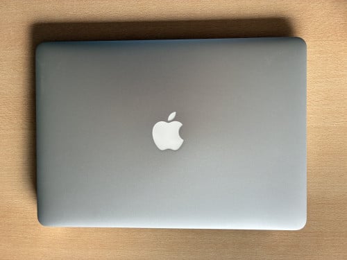 MacBook Air 13” (early 2015)