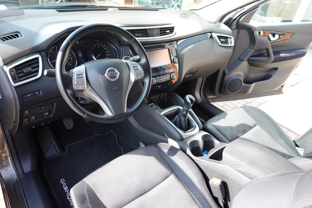 Nissan Qashqai 1.2 connect edition