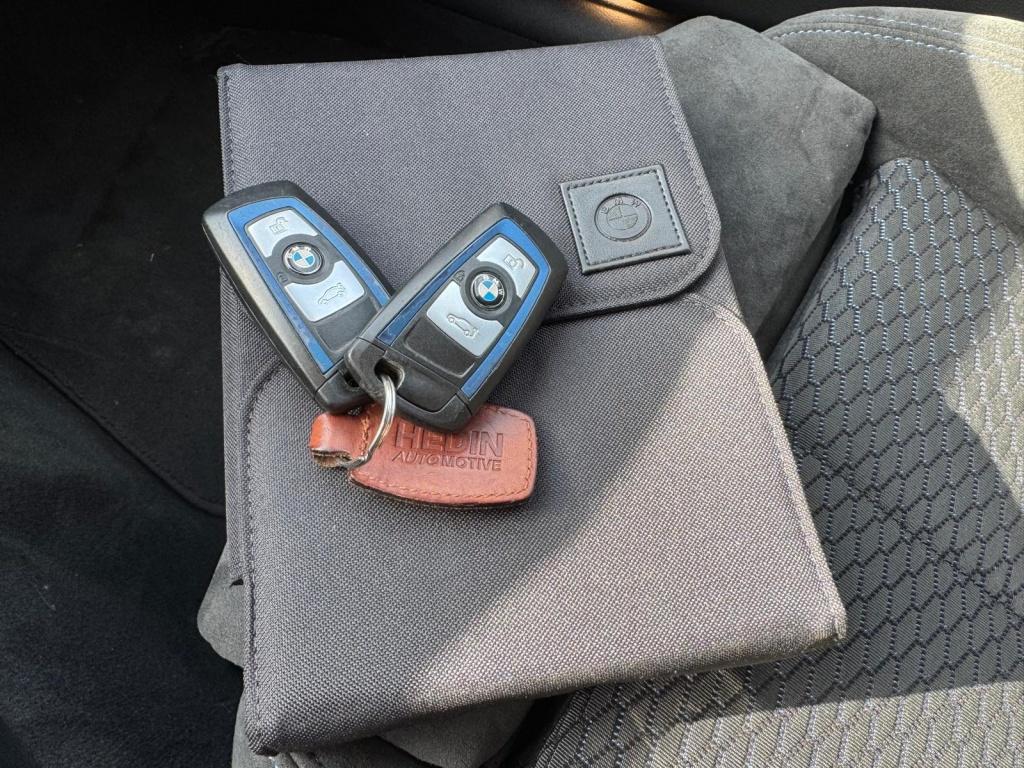 BMW 3-serie touring 318i corp l. exec