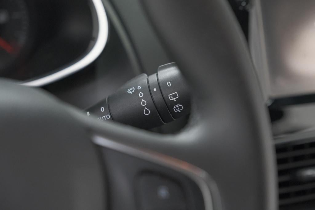 Renault Clio tce 90 limited | camera | navigatie | parkeersensoren | climat