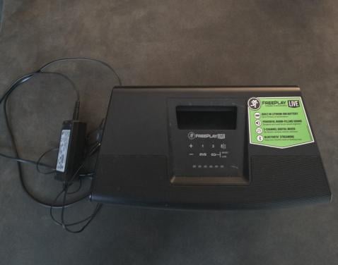 Maccie freeplay live