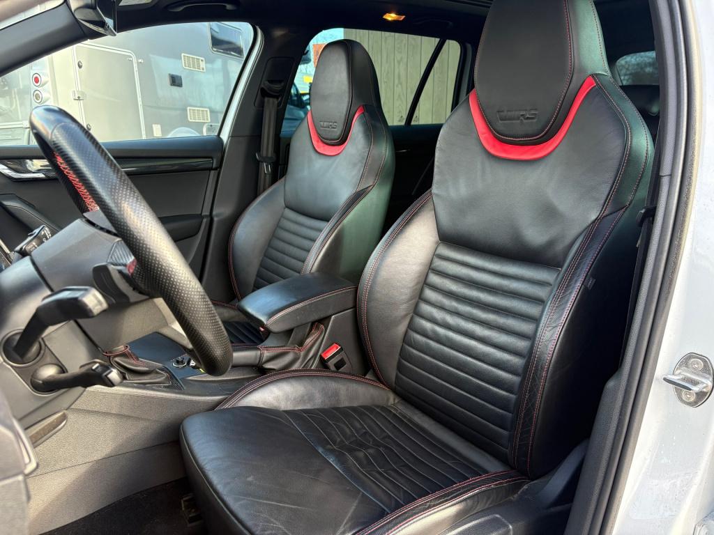 Skoda Octavia combi 2.0 tsi rs