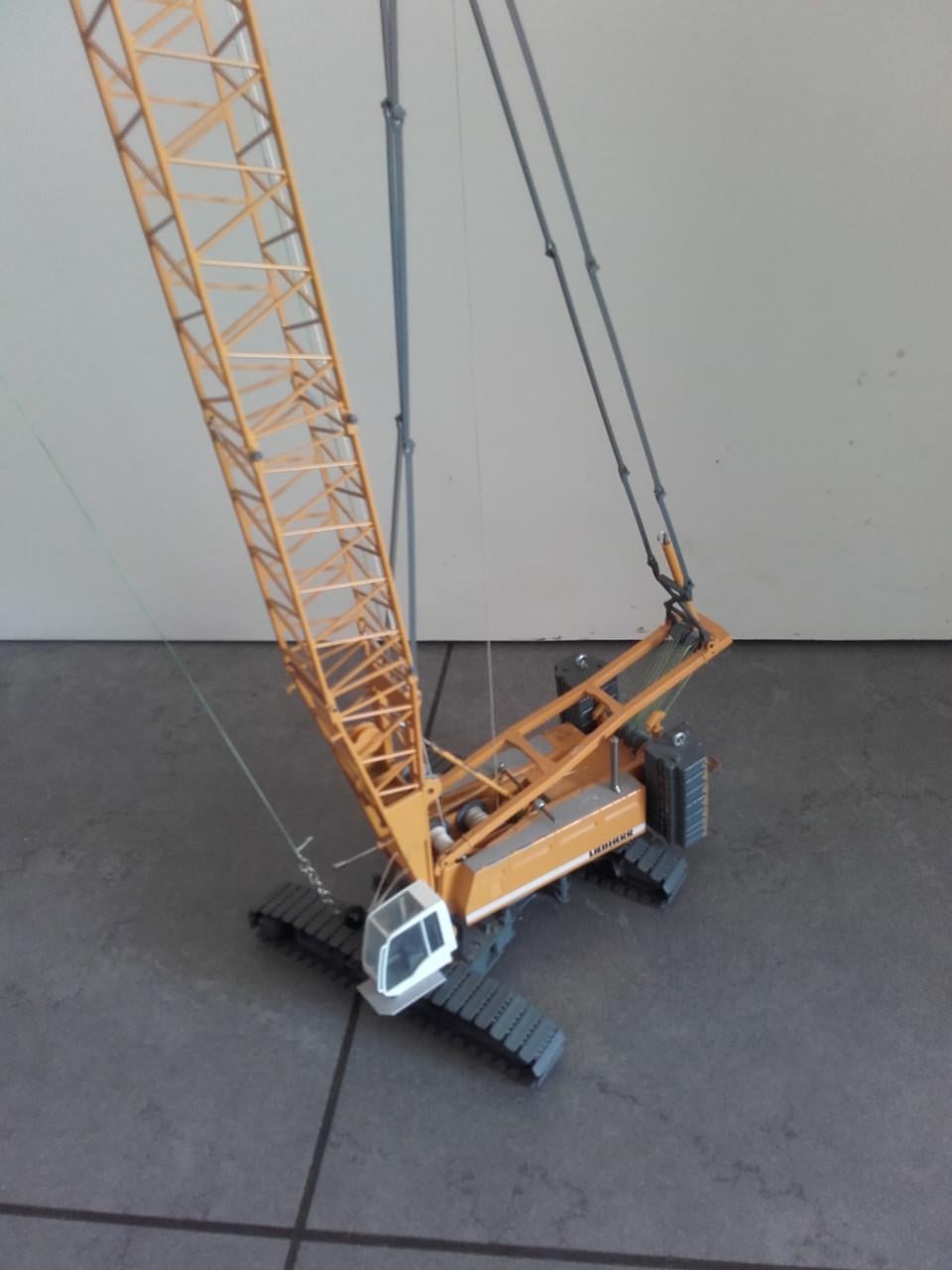 Rupskraan van Liebherr gebruikt 1/50