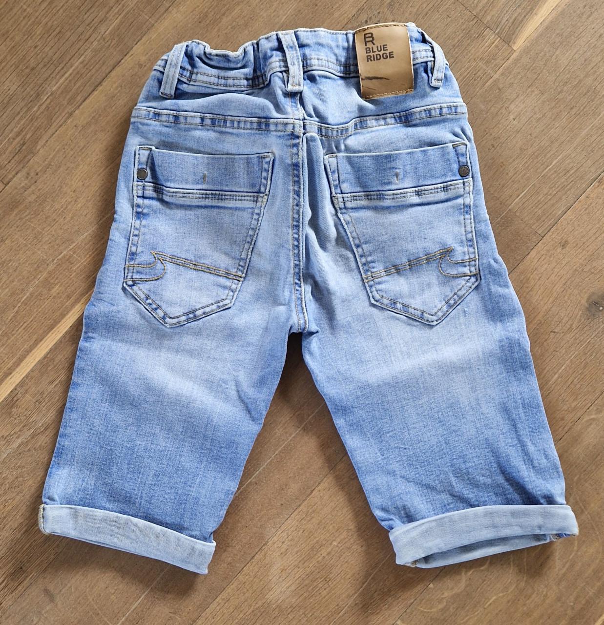 Jongens kleding maat 140