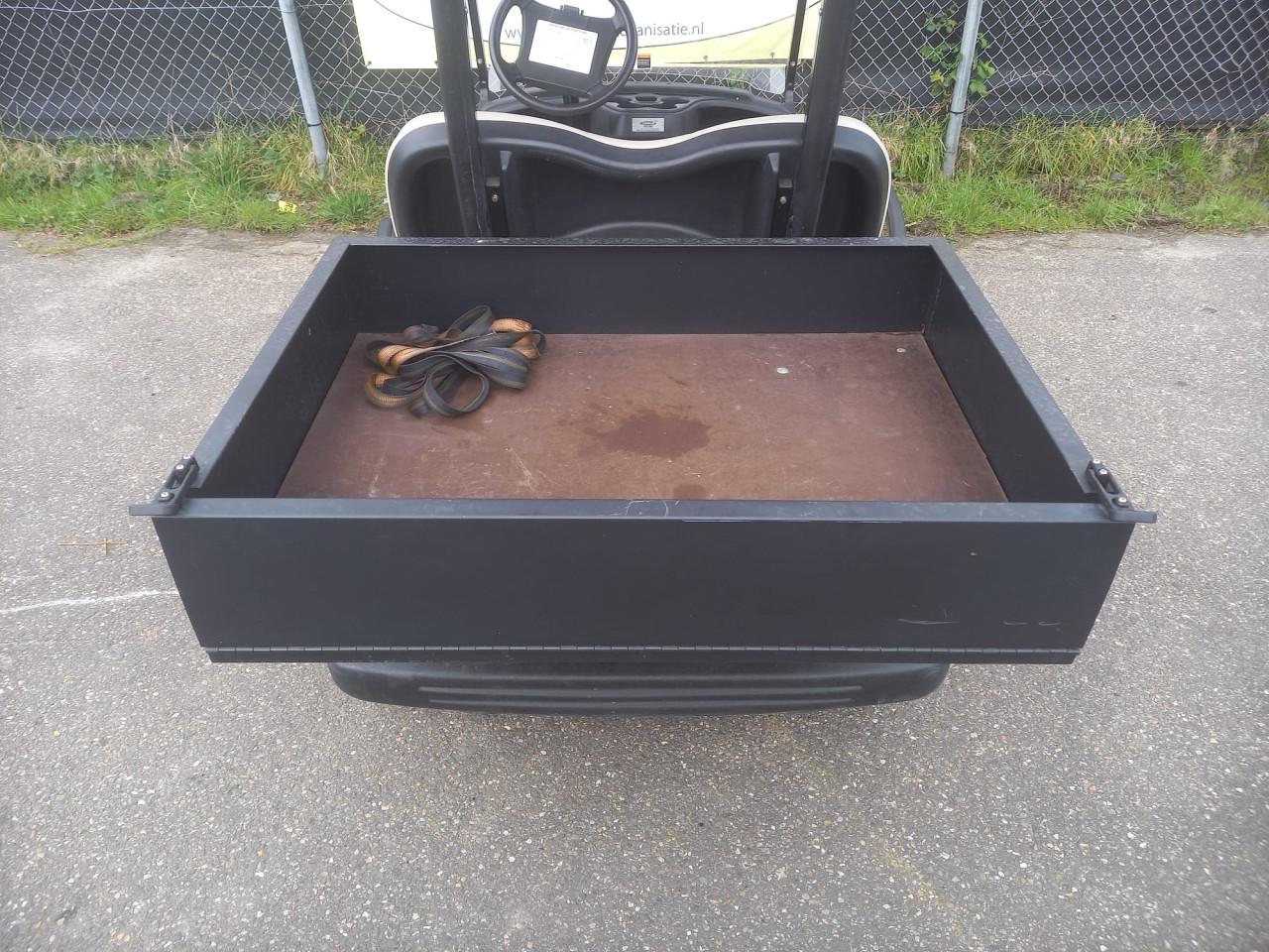 Yamaha golfkar met laadbak