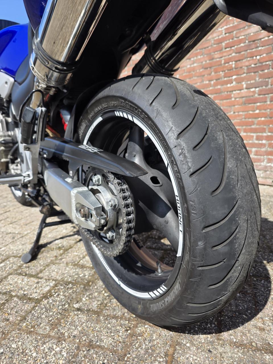Honda CB900F Hornet