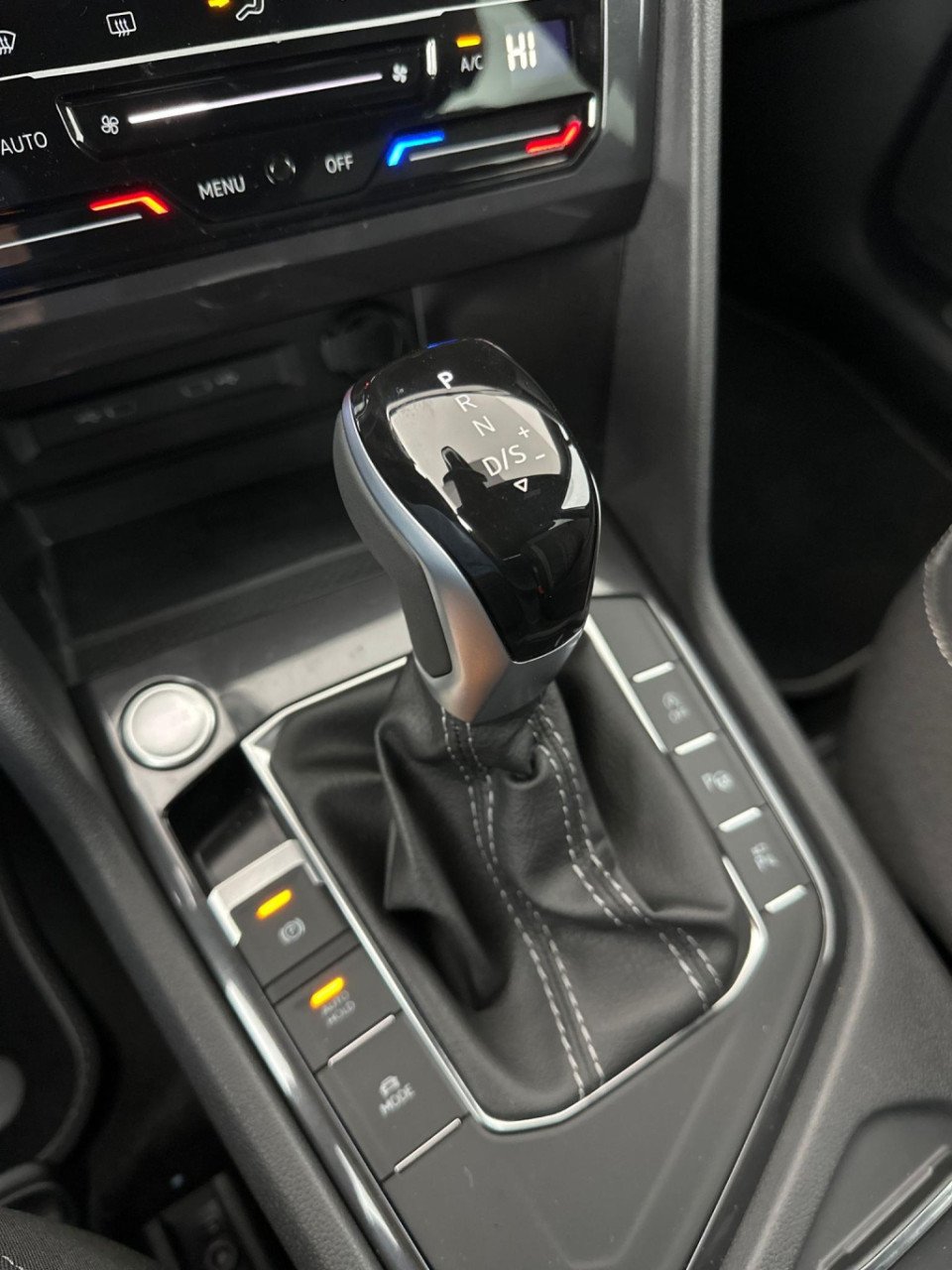 Volkswagen Tiguan Allspace 1.5 tsi r-line business 7p.
