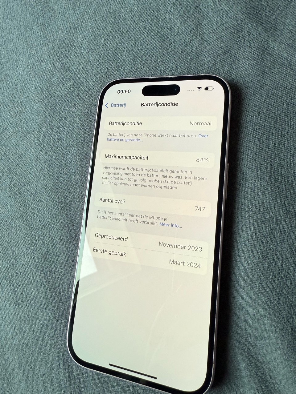 IPhone 15 Roze - 128GB