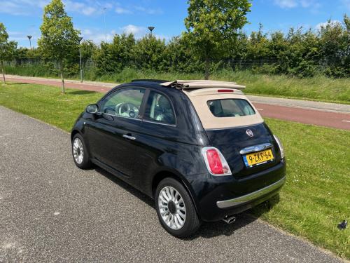 Nieuwstaat, Fiat 500 Cabrio uit 2015 met slechts 78.000 km