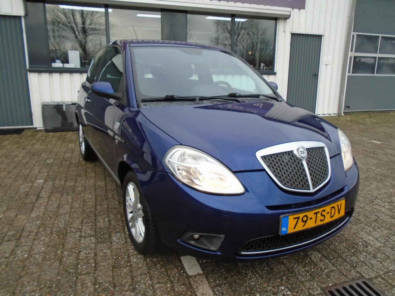 Lancia Ypsilon met AIRCO