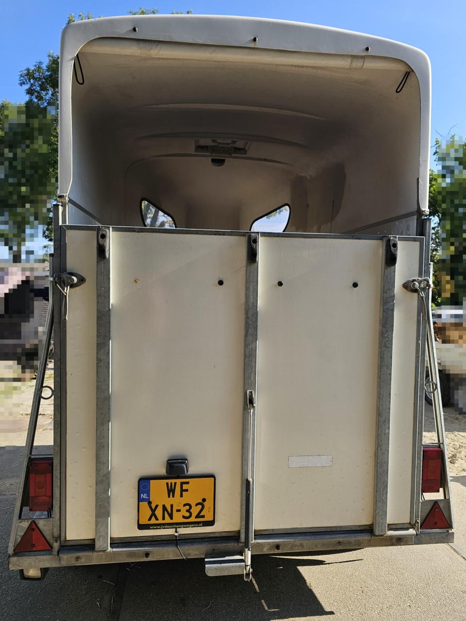 2 paards trailer