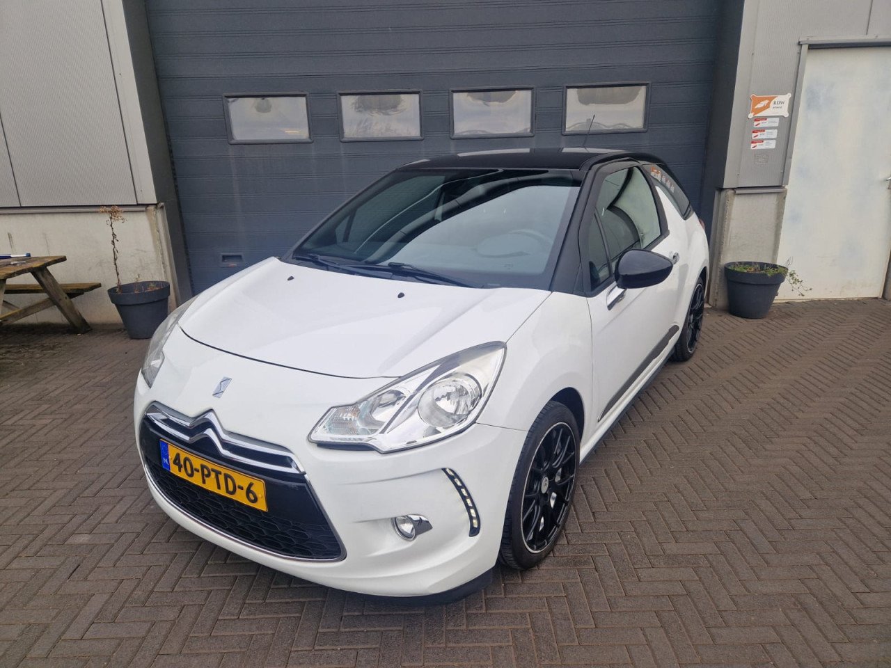 TE KOOP CITROEN DS3 1.6 SO CHIC EURO 5