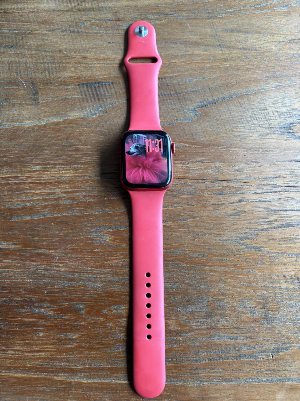 I Watch 6 red edtion