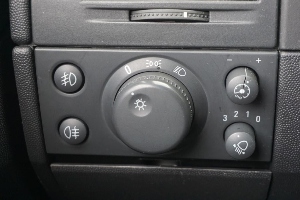 Opel Meriva 1.6-16v cosmo climate / half leder / elektr. ramen / trekhaak /