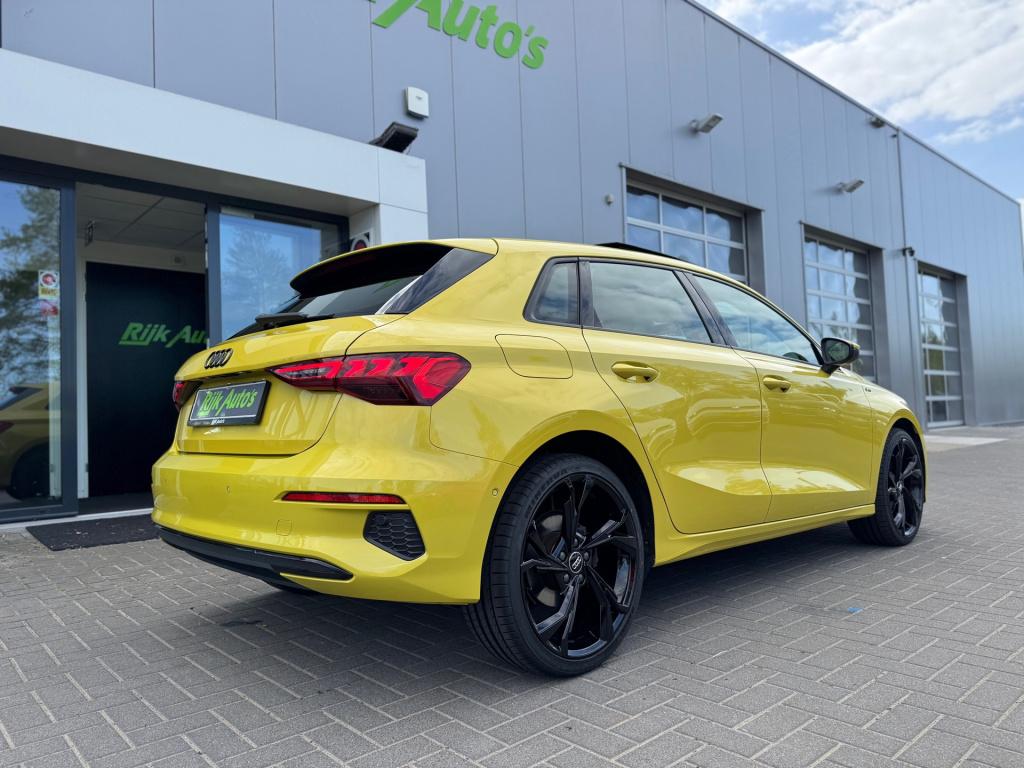 Audi A3 sportback 40 tfsie s-edition * pano * matrix * keyless * head-up