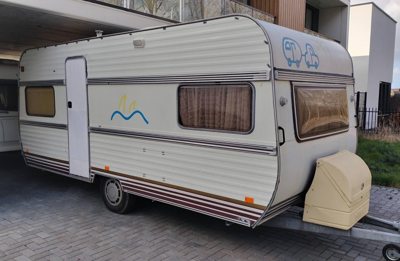 KOOPJE!!! Hobby caravan voor 1000 euro