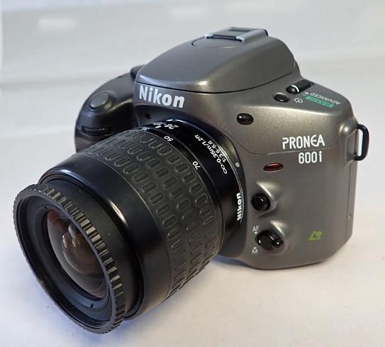 NIKON Pronea 600i    Spiegelreflex