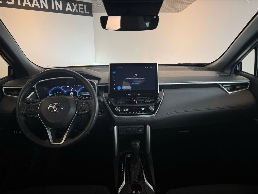 Toyota Corolla Cross hybrid 200 dynamic