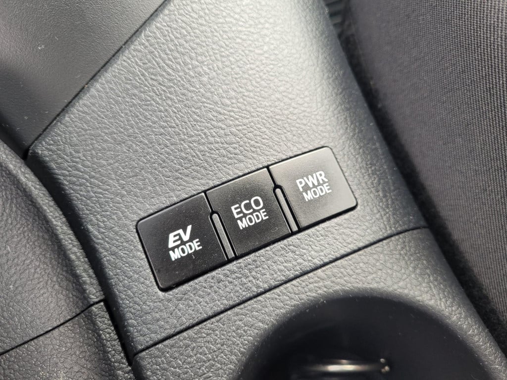 Toyota Auris 1.8 hybrid executive automaat