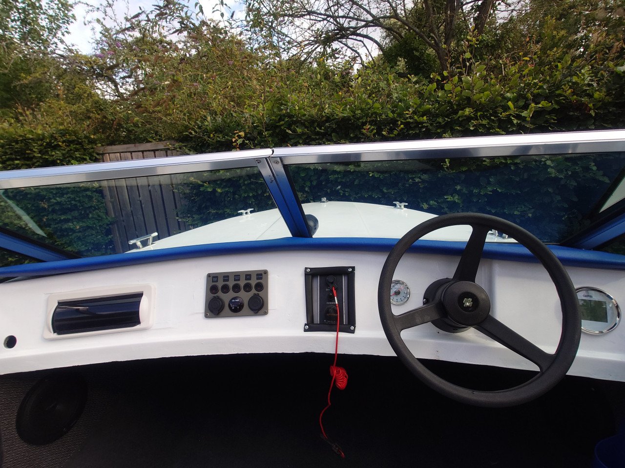 Beekman Ultra 450 met Riba Trailer, 55 PK motor en toebehoren