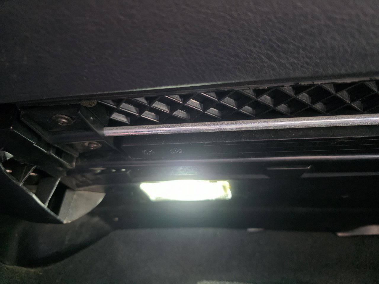 BMW 318i , E46 automaat, zwart