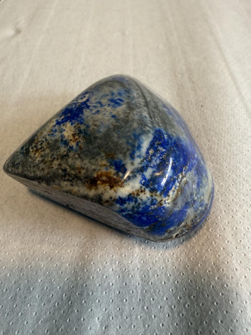 Mineralen: lapis lazuli