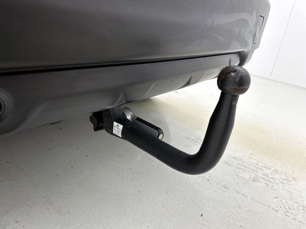 Nissan Qashqai 1.2 connect edition | panoramadak | trekhaak |