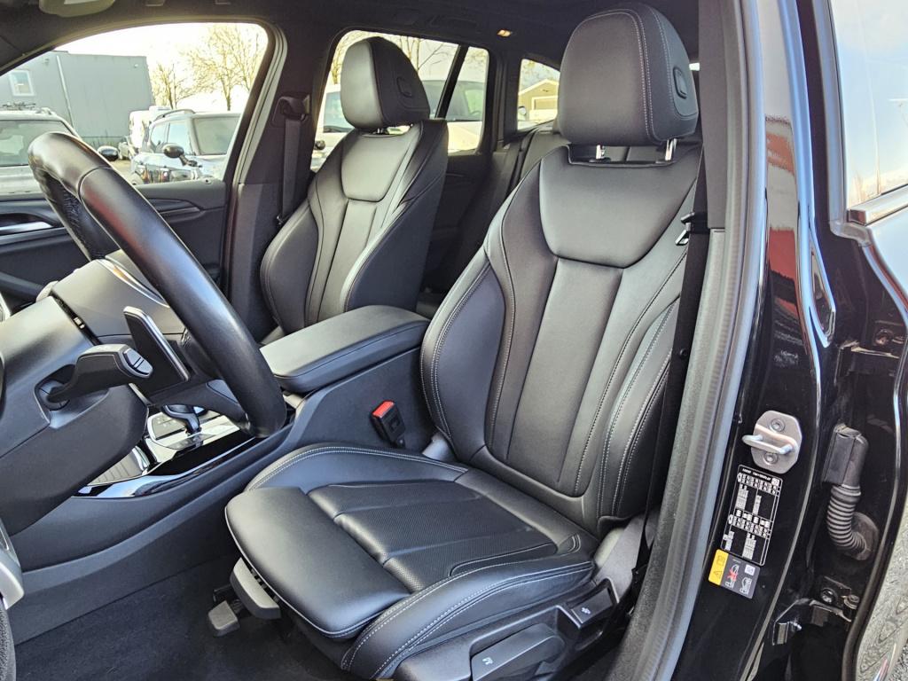 BMW X3 xdrive30e high executive m-sport | pano | head-up