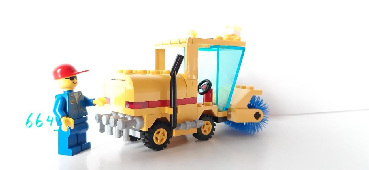 Lego 6649: straatveger + minifiguur