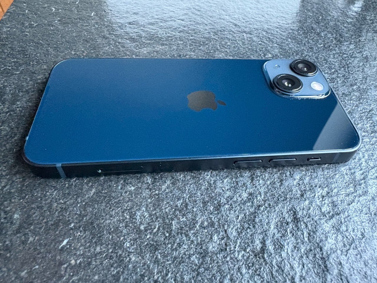 Iphone 13 mini. Heel netjes