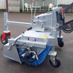M-sweep veegmachine euro en giant aansluiting