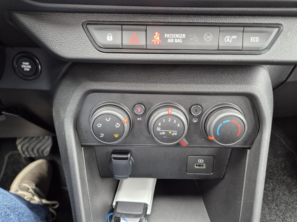 Dacia Sandero Stepway tce 90 automaat expression all season, camera, trekha