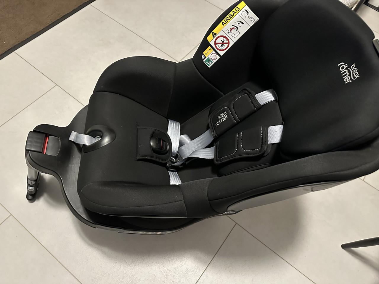 Autostoel Britax Römer Dualfix M  I-SIZE