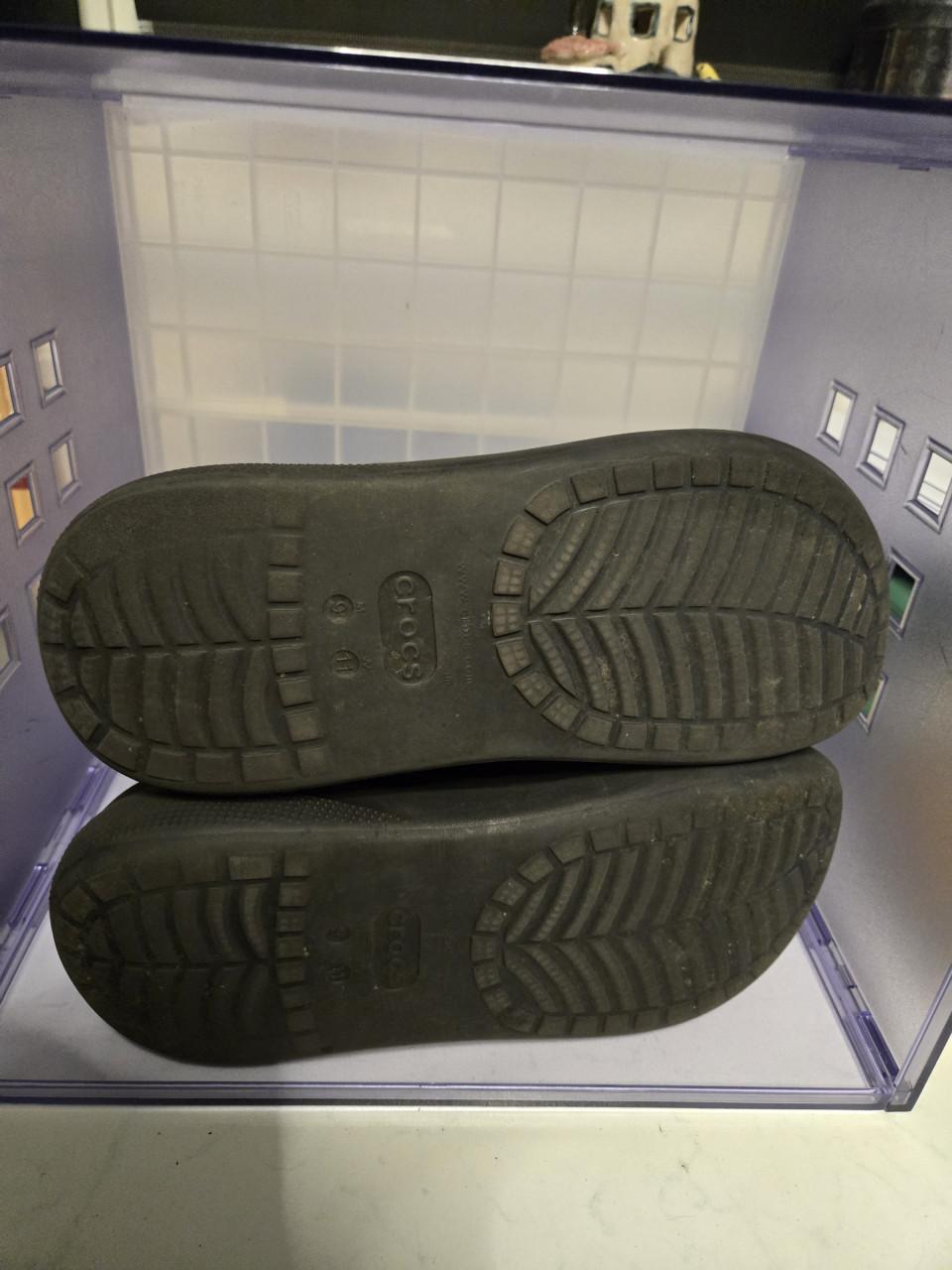 Zwarte Crocs-klompen met plateauzool, Maat 11 / 45