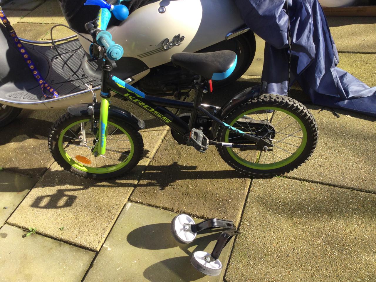 Kinderfiet/ zijwieltjes