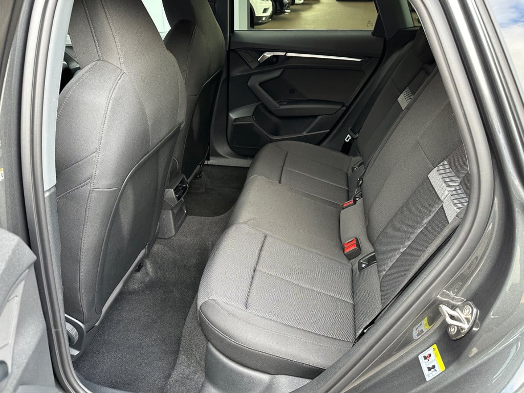 Audi A3 sportback 35 tfsi 150pk s-tronic s-line | led | virtual cockpit | s