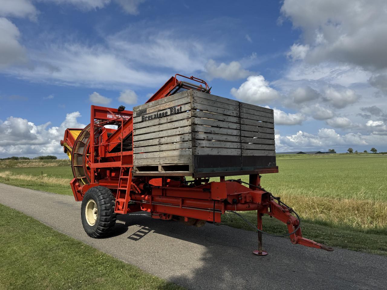 Grimme HL 750 kisten rooier