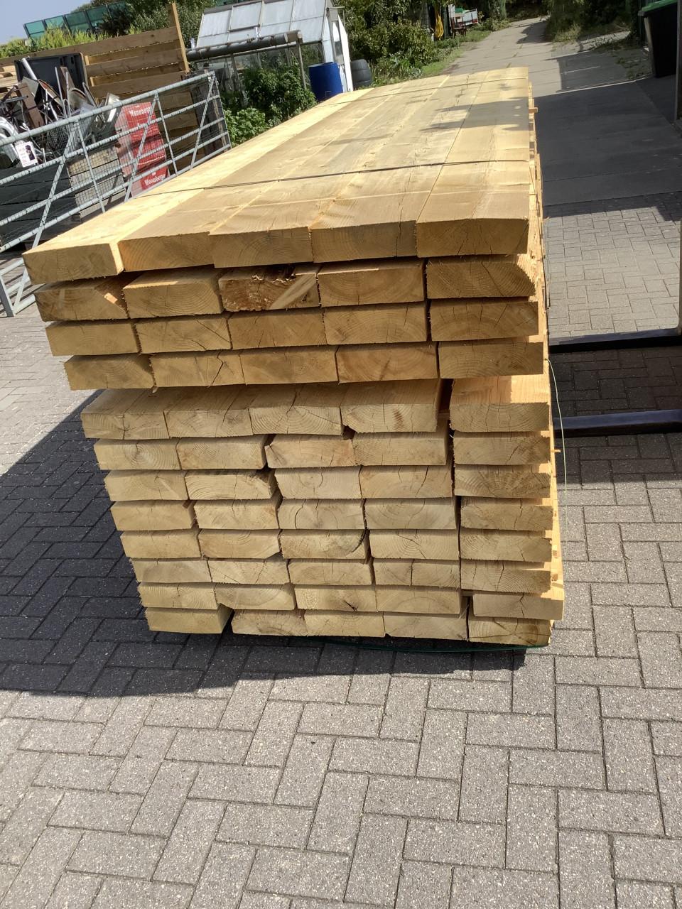 Nieuwe Vuren balken 75x225 3,6 meter