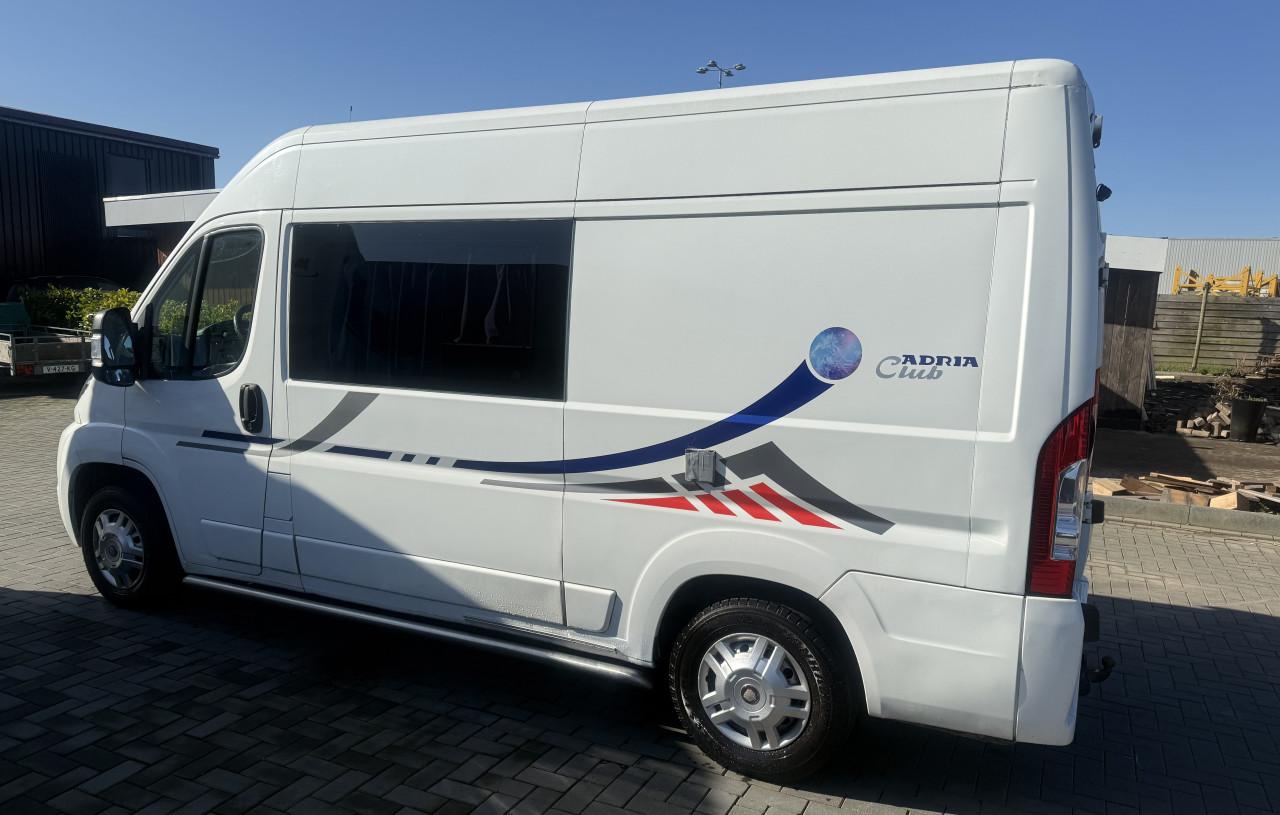 Adria Club (Compacte Buscamper,Apk,meeneemprijsje)