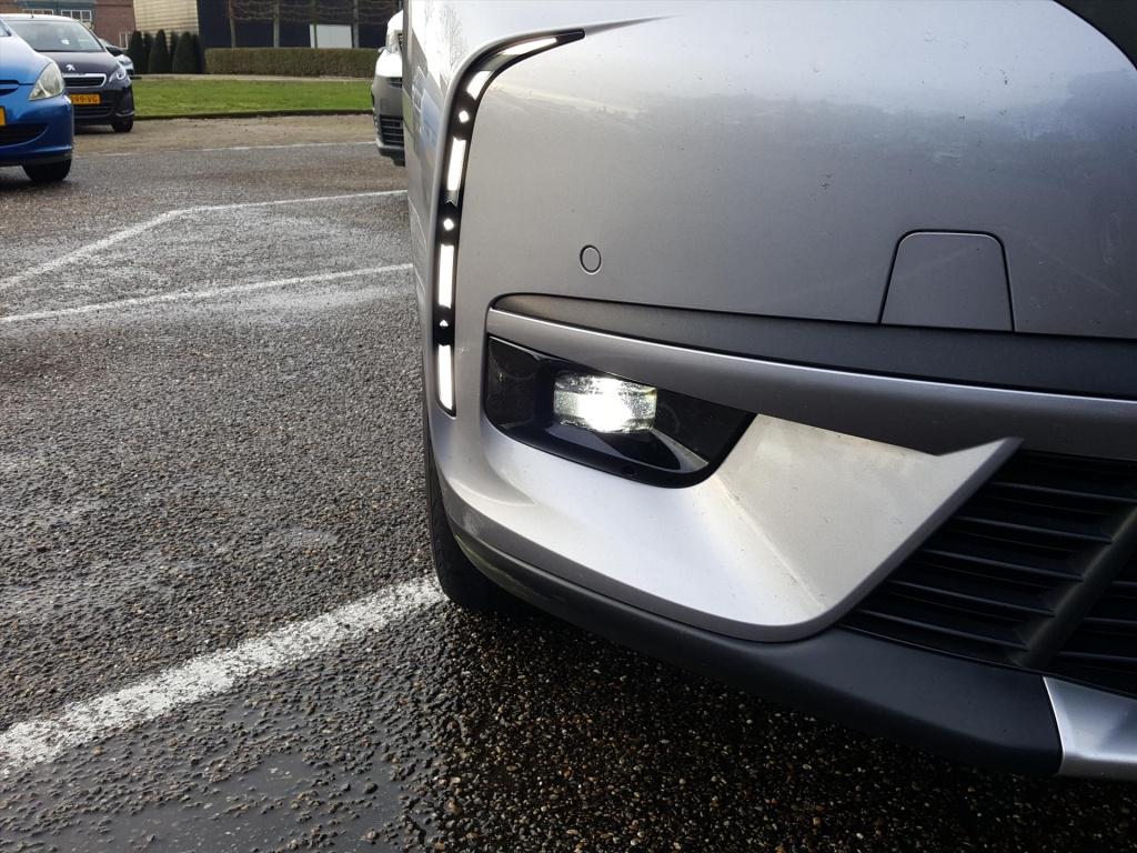 Ds Ds 7 crossback executive 1.6t-180pk automaat(eat8) navigatie | apple car