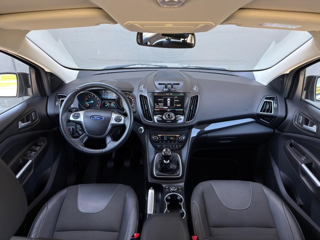 Ford Kuga 1.5 titanium styling pack