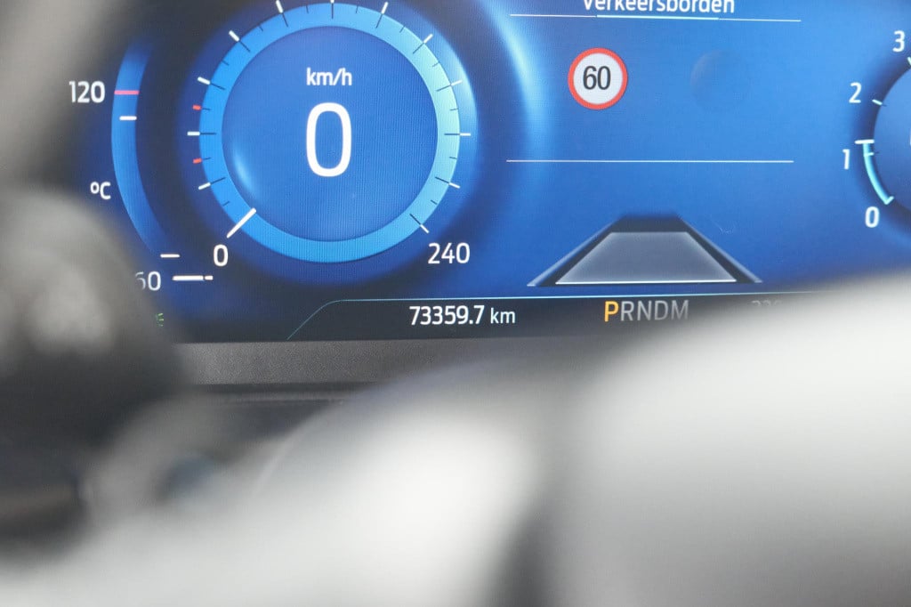 Ford Puma 1.0 ecoboost st-line x vignale | trekhaak | panoramadak | leer | 