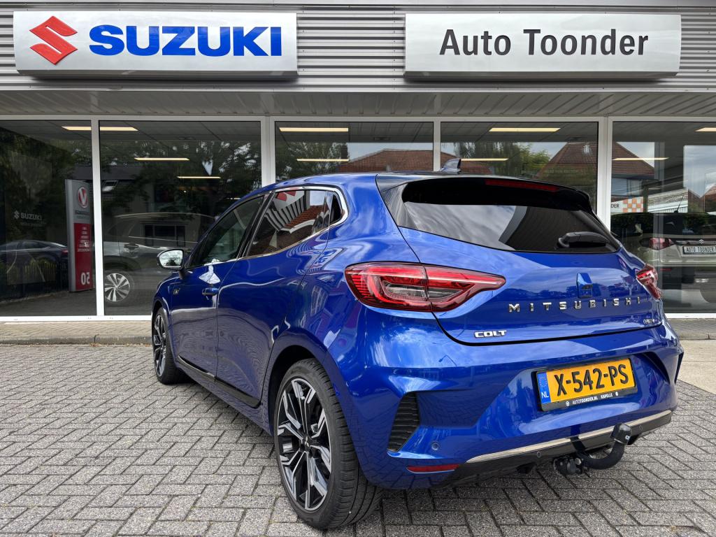 Mitsubishi Colt automaat 1.6 hev first edition/ trekhaak