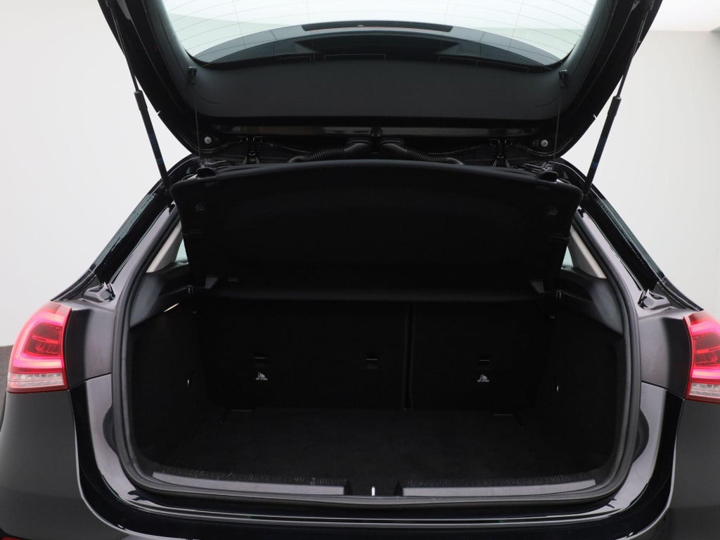 Mercedes-Benz A-Klasse 180 business solution | automaat | virtual cockpit |