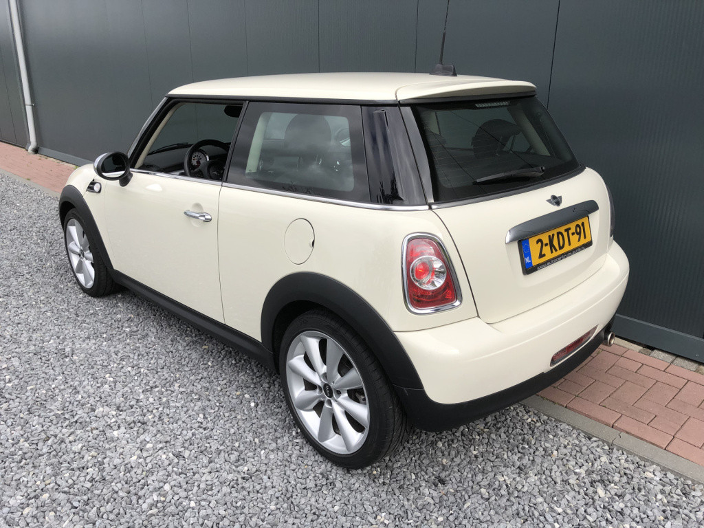 Mini One mini 1.6 holland street navigatie 3-drs