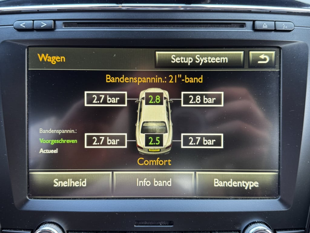 Bentley Flying Spur 6.0 w12 s | convenience-pakket | massage | nieuwstaat!