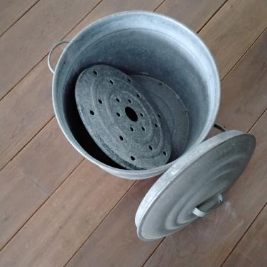 Zinken Wasemmer met deksel